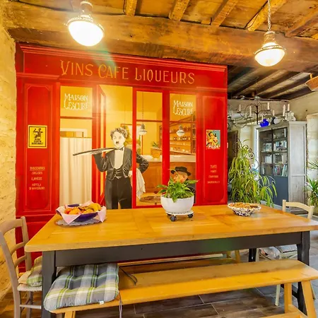 D'hotes Exotique Bed & Breakfast 3*