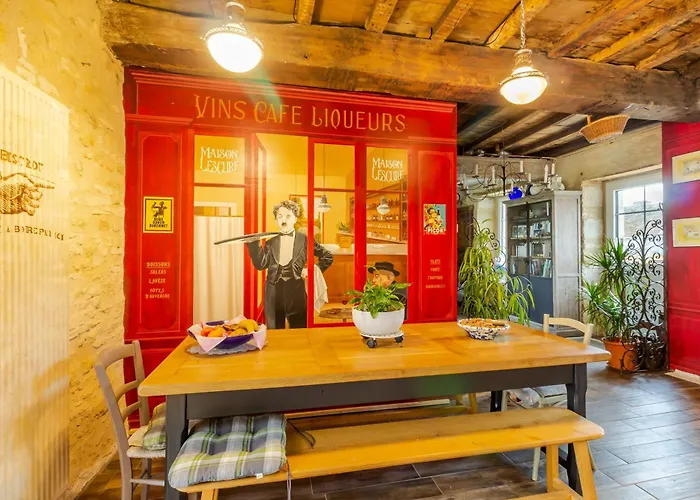 D'hotes Exotique Bed & Breakfast 3*