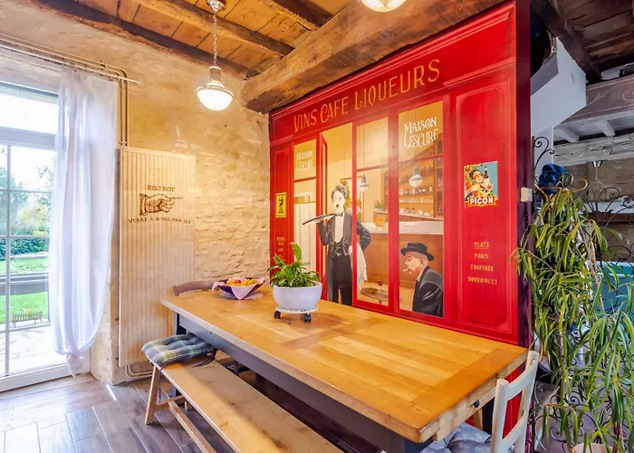 D'hotes Exotique Bed & Breakfast 3*